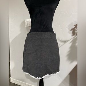 Commense Charcoal Wool Like Mini Skirt with White Embroidered Trim. Size L
